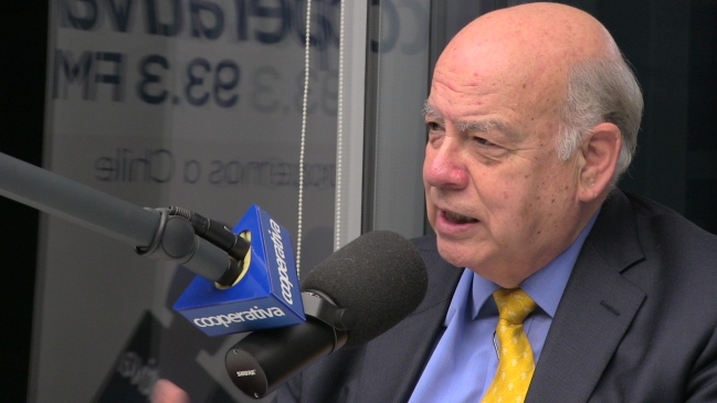 Insulza: Militares que cometieron crímenes no deberían ostentar títulos