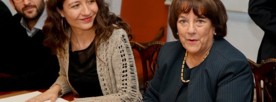 Ministra de Educación: Mayores horas no lectivas empezarán en los sectores más vulnerables