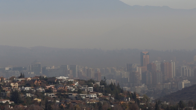 Intendencia decretó alerta ambiental para este sábado en la Región Metropolitana