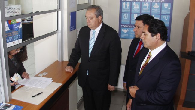 Ex funcionario se querelló contra intendente del Maule por revocar su nombramiento