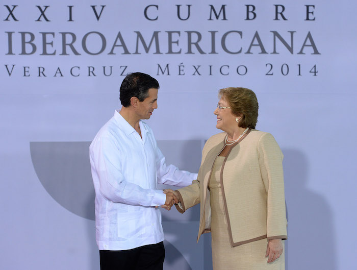 Michelle Bachelet visitará México y El Salvador en agosto