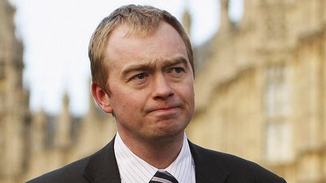 Líder liberal británico pidió perdón por 