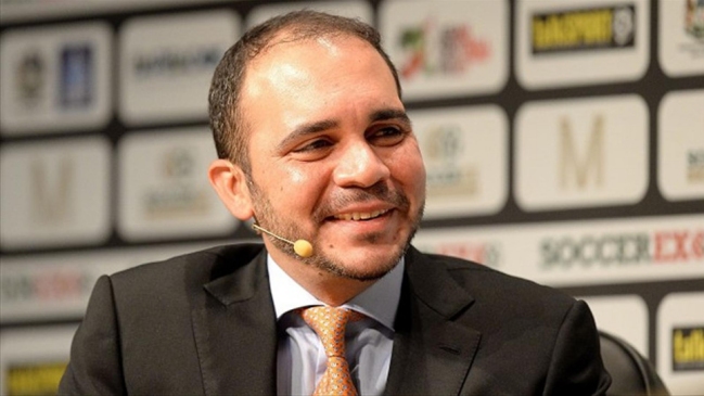 Príncipe Ali Bin Al Hussein: La FIFA merece algo mejor que Platini