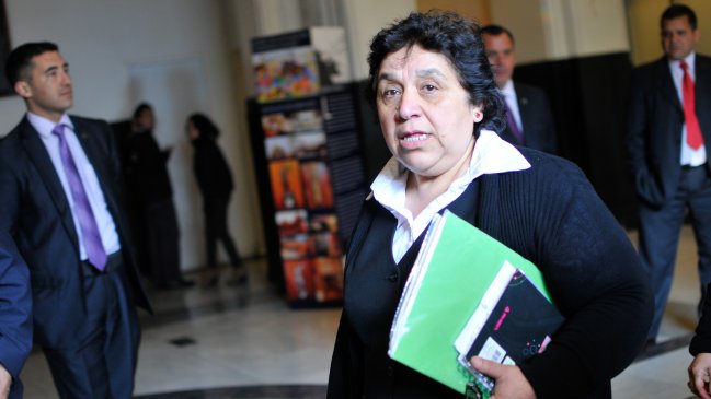 Dirigenta del Registro Civil acusó nulo diálogo con la ministra de Justicia