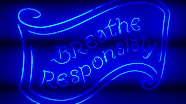 Bar propone emborracharse a través del aire