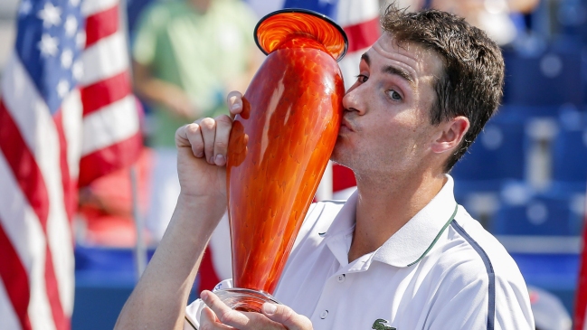 John Isner venció a Marcos Baghdatis y se quedó con el título en Atlanta