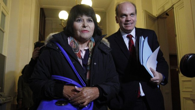 Carmen Gloria Quintana se reunió con parlamentarios de Gobierno y oposición