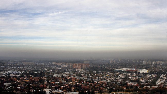 Intendencia Metropolitana decretó alerta ambiental para este martes