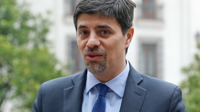 Ministro Díaz: Nueva Constitución no será resultado del debate de un grupo de iluminados