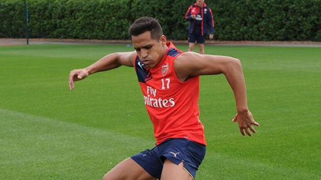 Alexis Sánchez retomó los entrenamientos con Arsenal
