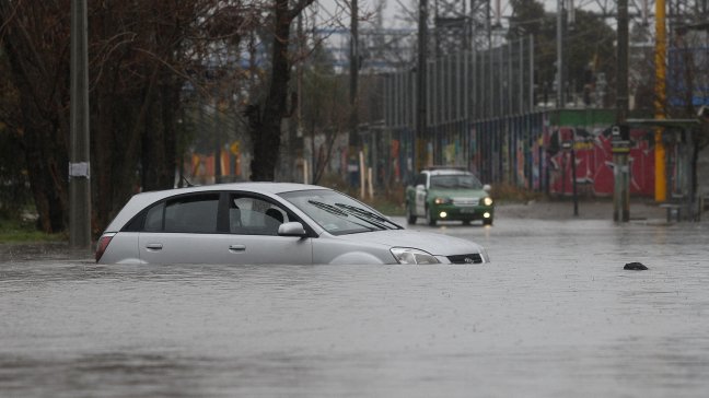 Sistema frontal causa serios problemas de tránsito en la zona central