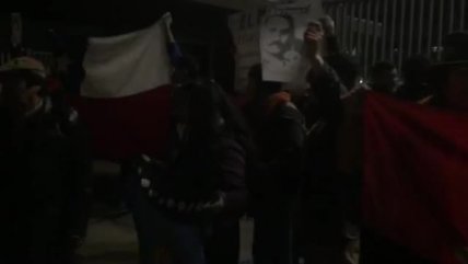 La masiva manifestación en las afueras del Hospital Militar tras la muerte de Contreras