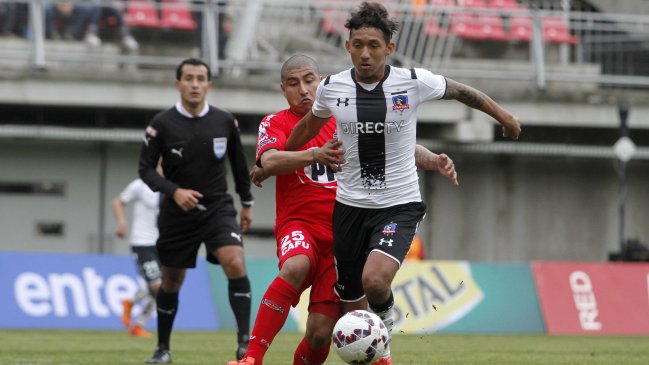 Christofer Gonzales: Lo importante es tener regularidad en Colo Colo para pensar en la selección peruana