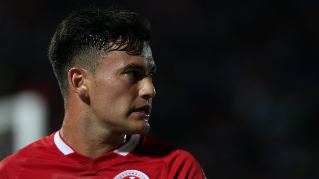 Presidente de Bayer Leverkusen confirmó llegada de Charles Aránguiz