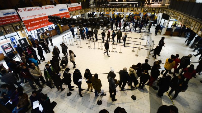 Funcionarios del Registro Civil iniciarán paro indefinido