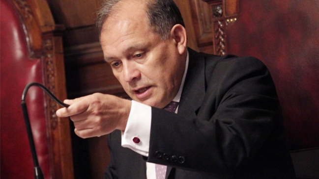 Ministro Valderrama: No olvidemos a cuántos años está condenado Krassnoff