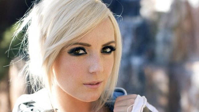 Cosplayer Jessica Nigri criticó comportamiento de fanáticos chilenos