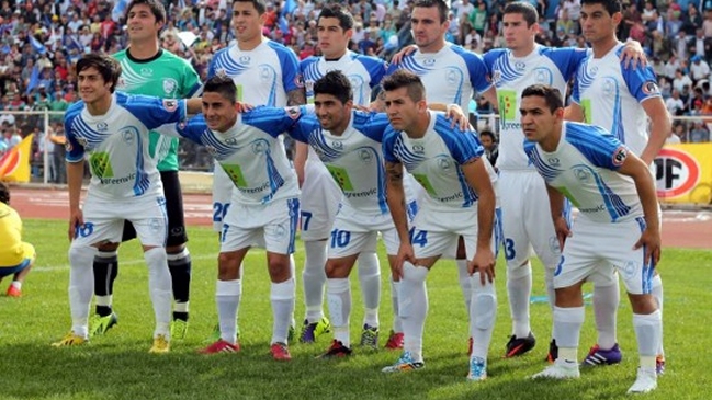 Colchagua debutó en Segunda División con empate como local ante Lota Schwager