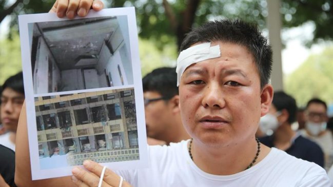 Ciudadanos de Tianjin se quejan de escozor en la piel tras primeras lluvias