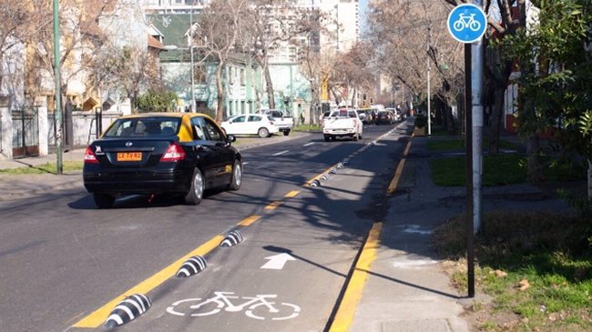 Nueva ciclovía de calle Marín une las comunas de Providencia y Santiago