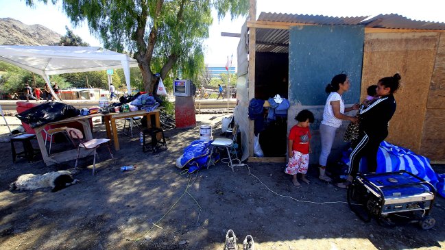 Fundaciones piden mayor participación del Estado para erradicar campamentos