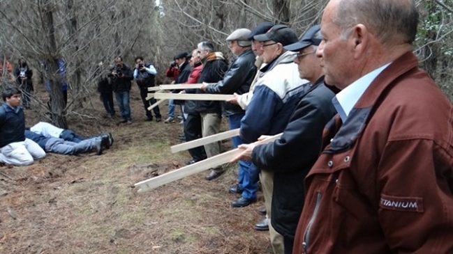 Ministro citará declarar a vicepresidente del Diario Financiero por masacre de Laja