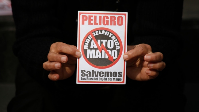 Organización ciudadana y autoridades presentaron tres nuevas denuncias contra Alto Maipo