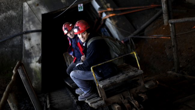 Mineros de Curanilahue bloquearon accesos a mina Santa Ana