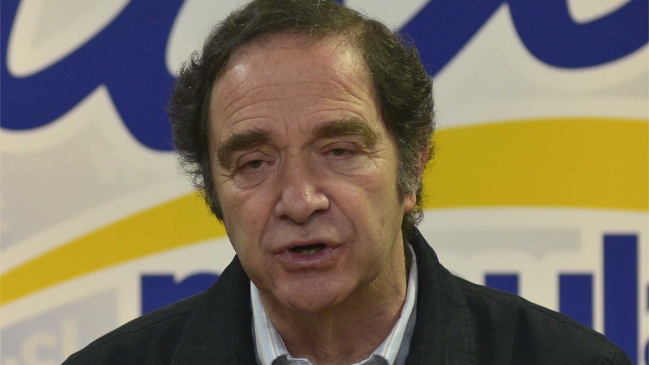 Hernán Larraín: Caso Caval debilitó credibilidad de Bachelet, pero venía mal de antes