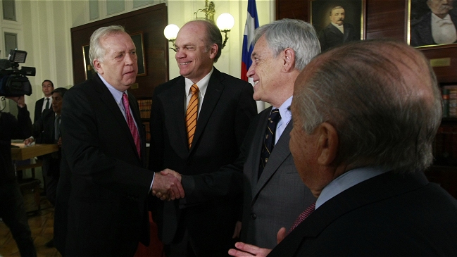 Presidente del Senado: Nuestro camino es la reforma, no la revolución