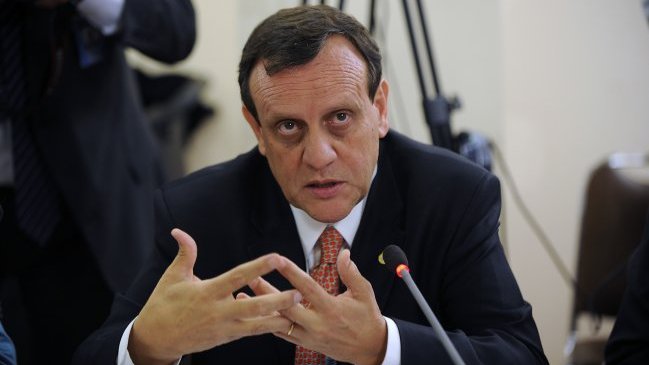 Rector de la UC advierte que no se sumará a la gratuidad si 