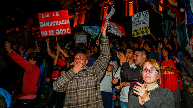 Escalan las protestas en Argentina por denuncias de fraude electoral en Tucumán