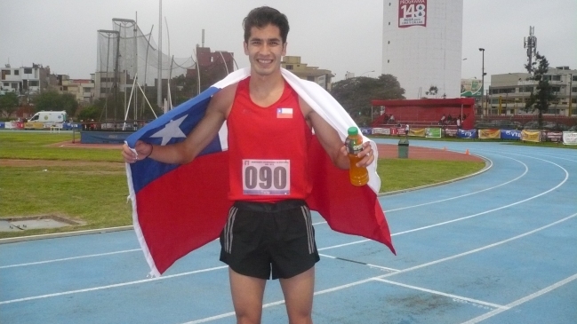 Carlos Díaz clasificó a semifinales en los 1.500 metros del Mundial de Atletismo