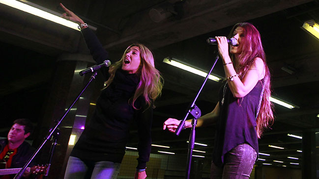 Ella Baila Sola: El cuerpo nos pide hacer algo especial en Chile