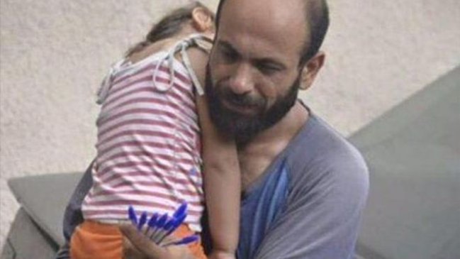 Cómo una imagen en Twitter logró recaudar miles de dólares para un refugiado sirio