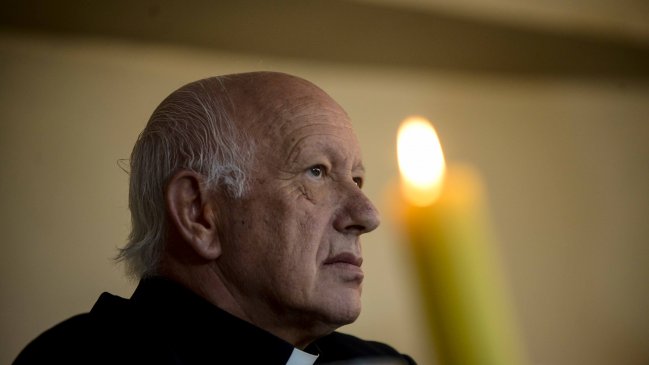 Ezzati: No costaba nada que unos cuantos camiones pasaran por Santiago