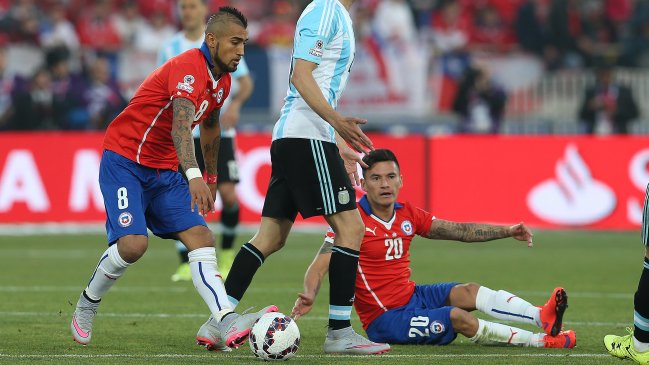 ¿Cómo se debe reordenar el mediocampo de la 