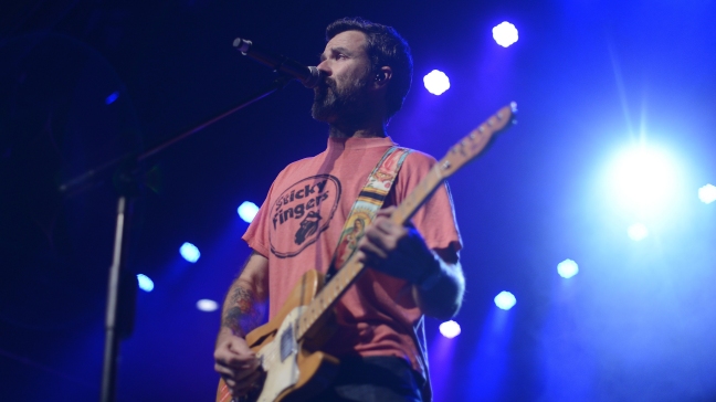 Cancelan gira de Jarabe de Palo por cáncer de su vocalista