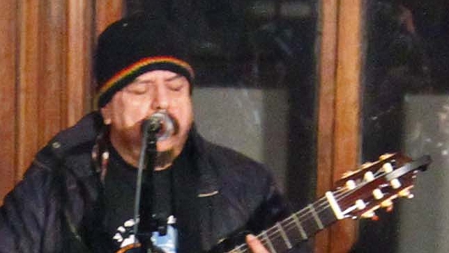 Mauricio Redolés tendrá fonda en el Barrio Yungay