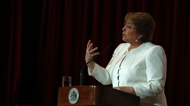 Bachelet por cierre de colegios: No pasó lo que los pesimistas decían el año pasado