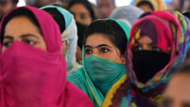 Indignación mundial: Dos hermanas fueron condenadas a ser violadas en India