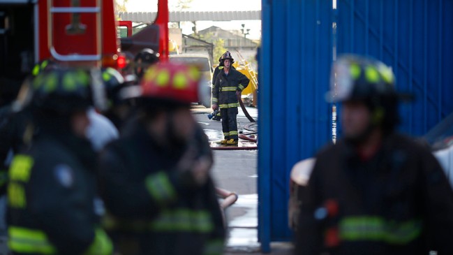 Bomberos de Lo Espejo denunciaron seguidilla de robos y acusaron amenazas de vecinos