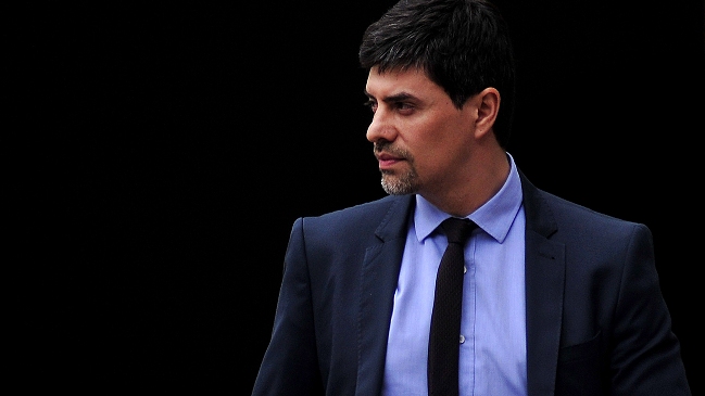 Fuerte caída del vocero Díaz marcó evaluación de ministros en encuesta Adimark