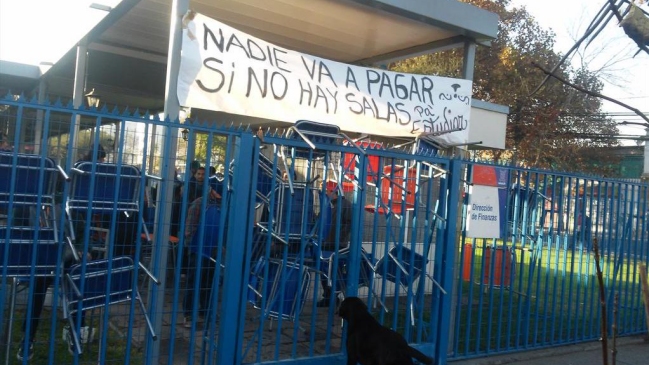 Estudiantes pidieron al Mineduc interceder ante extenso paro en la Usach