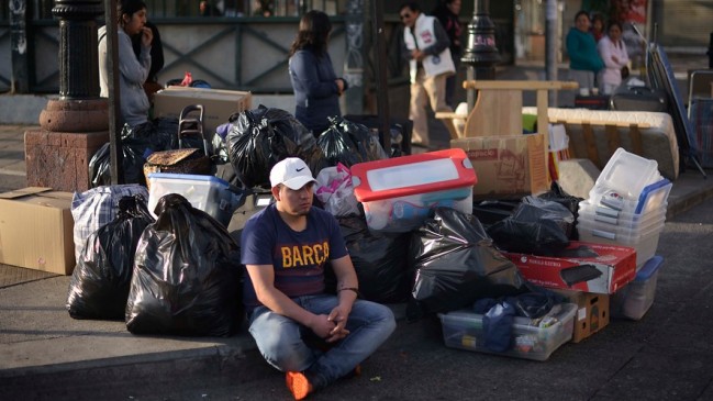 Caso de niño abandonado refleja precaria realidad de inmigrantes en norte de Chile