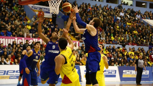 Deportes Valdivia y Puerto Varas se recuperaron en el cuadrangular final de la Liga Saesa