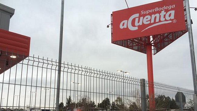 Trabajadores de supermercado fueron encañonados y maniatados en frustrado robo