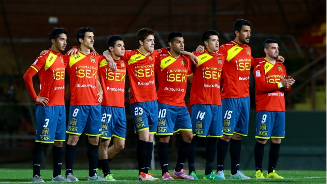 U. Española clasificó a cuartos en Copa Chile tras eliminar por penales a Everton