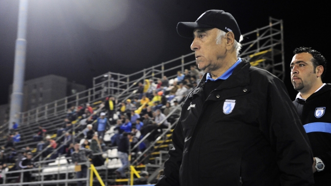 Nelson Acosta renunció como técnico de Deportes Iquique