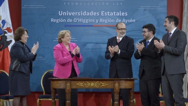 Presidenta designó a los rectores de nuevas universidades estatales